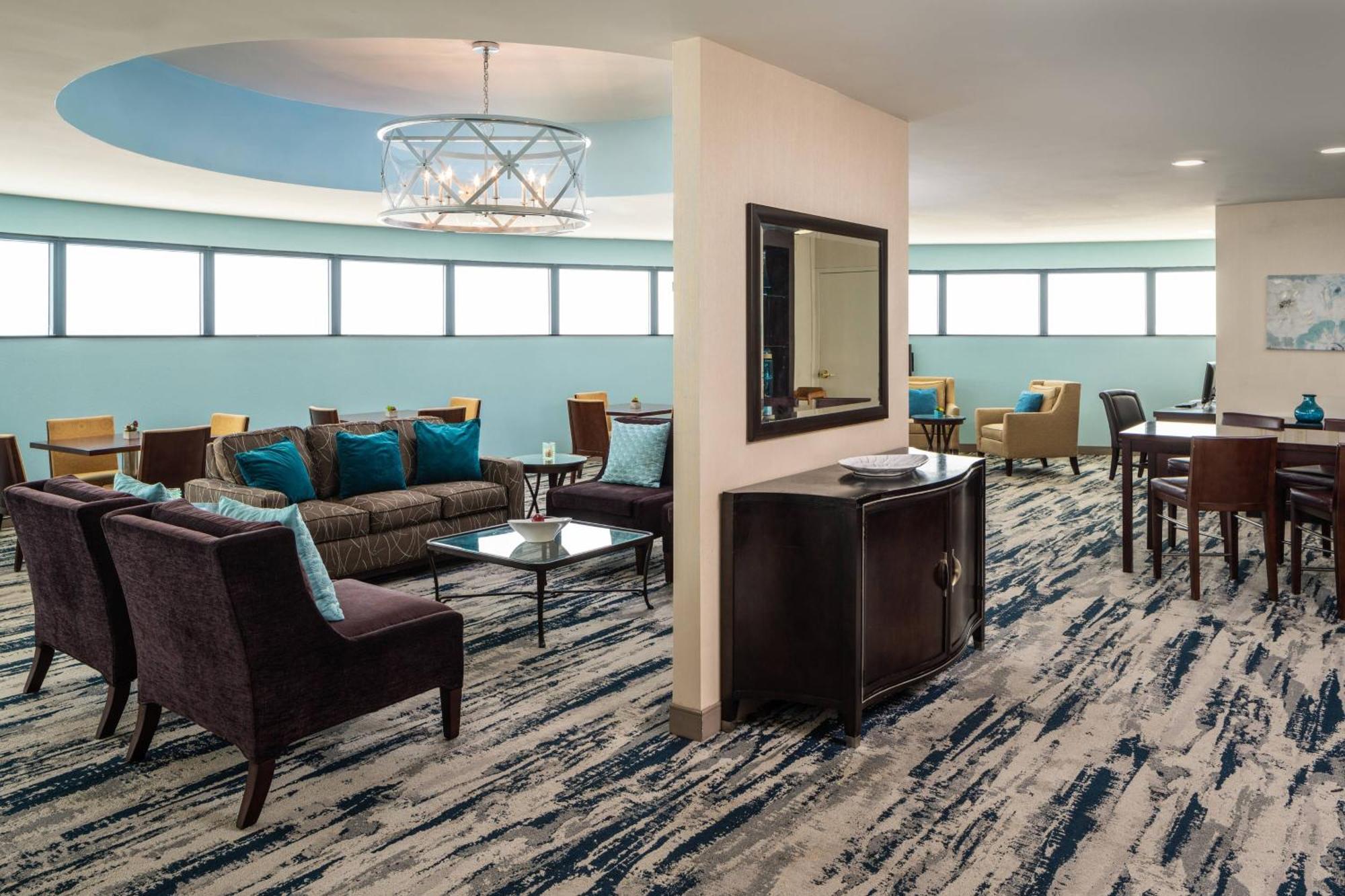Sheraton Tampa Brandon 3* Mango